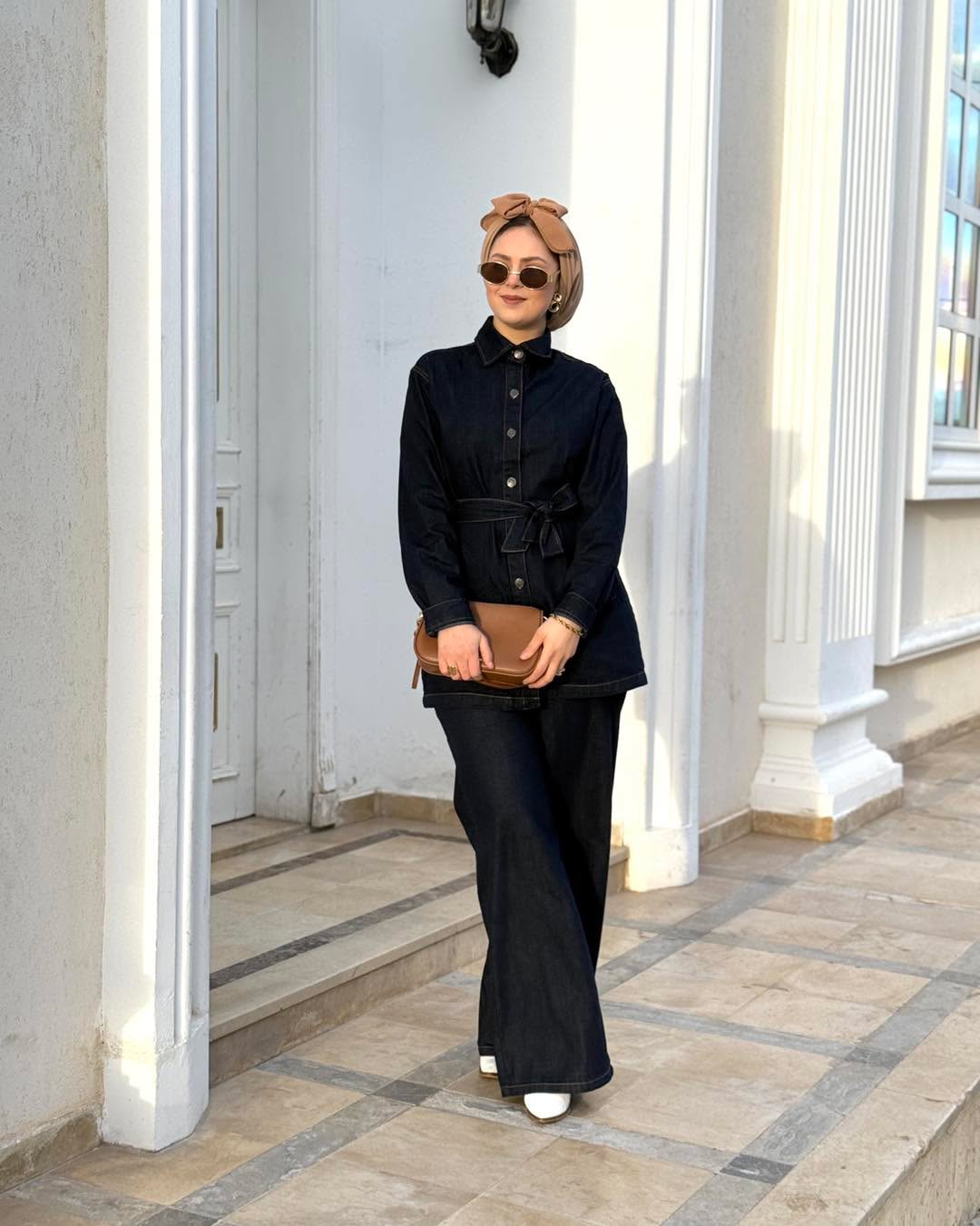 Ensemble Denim Chic et Pratique pour Femme – Veste Ceinturée et Pantalon Large